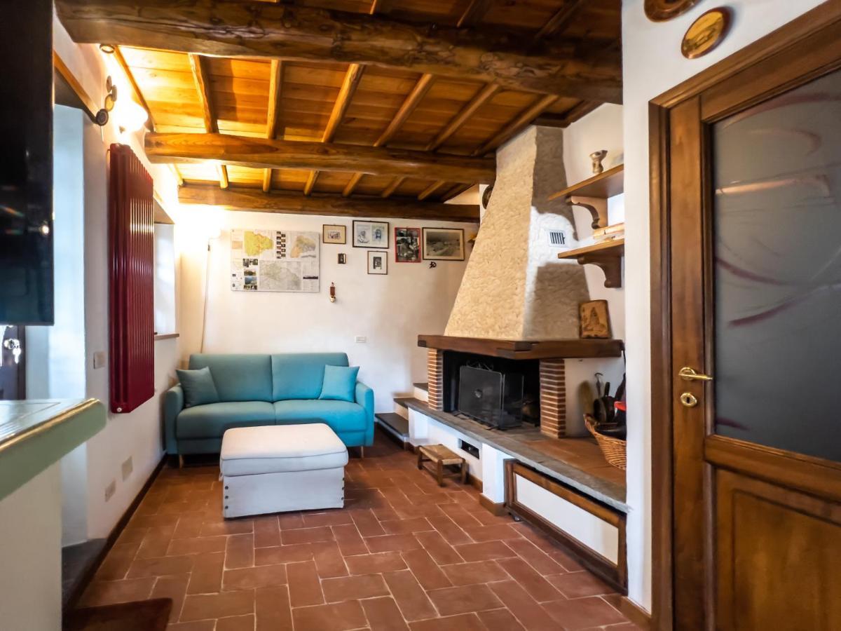 Deliziosa Casetta Sull'Appennino Toscano Montefegatesi Екстериор снимка