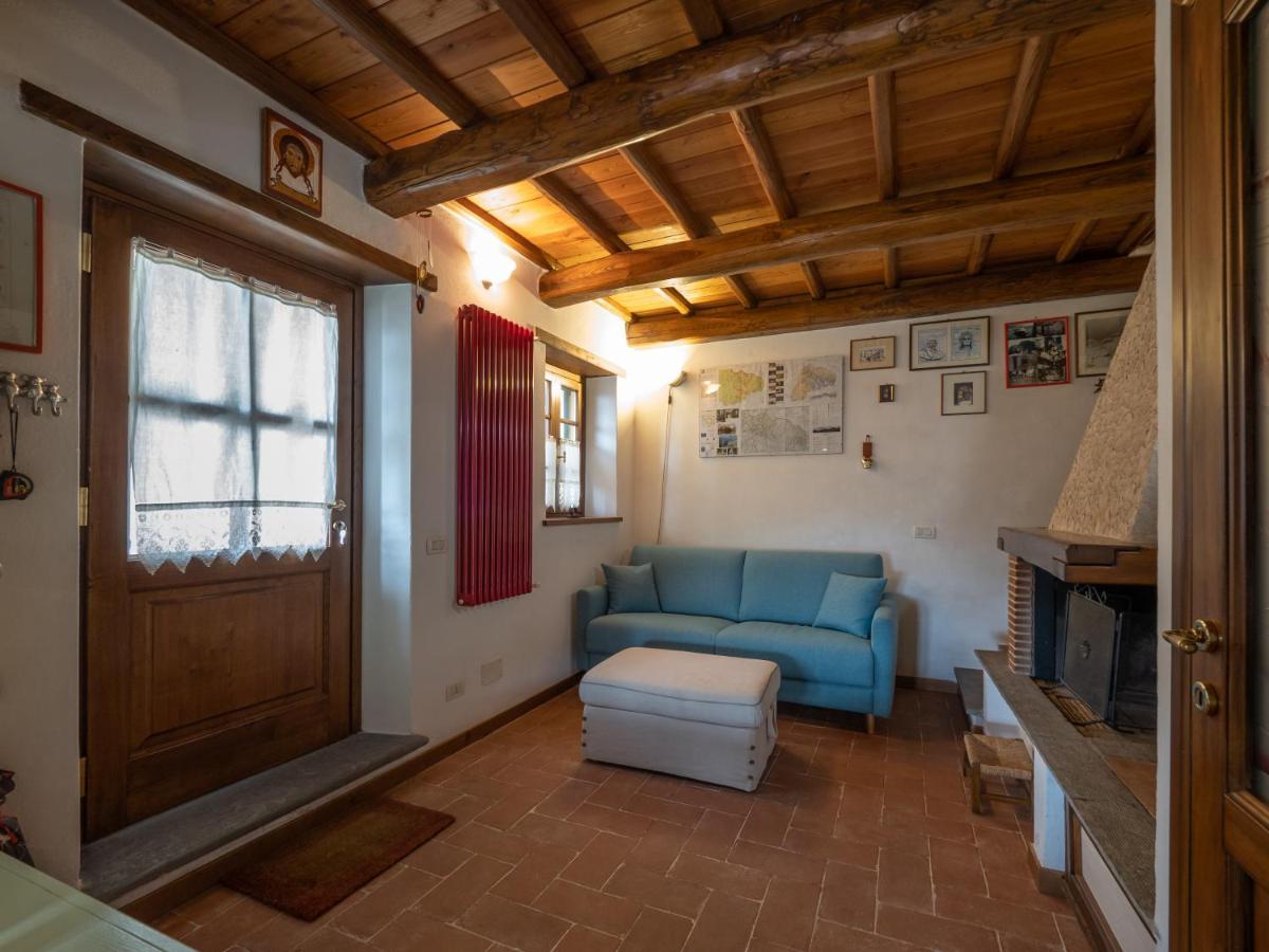 Deliziosa Casetta Sull'Appennino Toscano Montefegatesi Екстериор снимка
