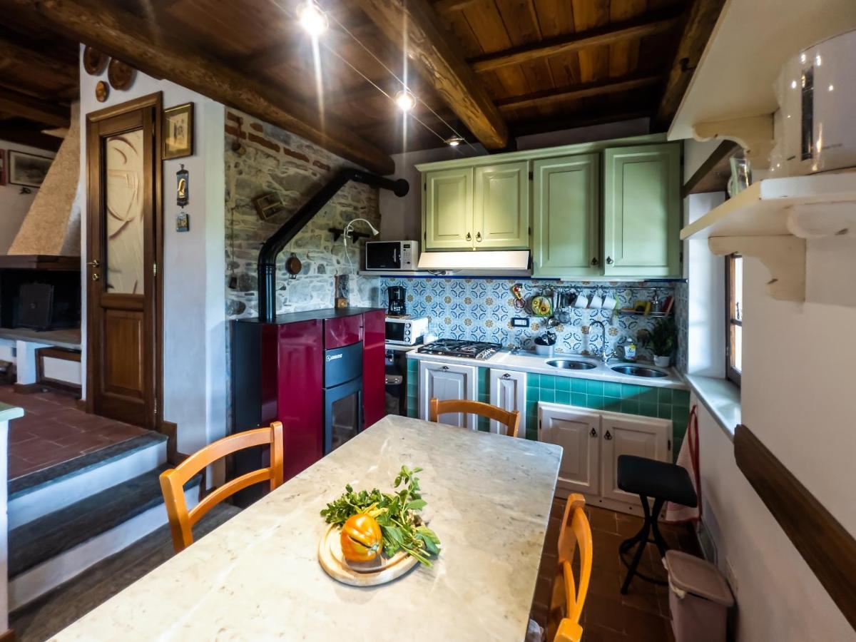Deliziosa Casetta Sull'Appennino Toscano Montefegatesi Екстериор снимка