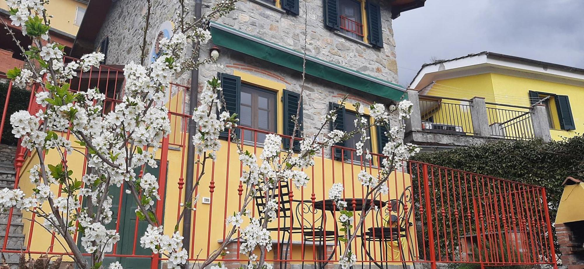 Deliziosa Casetta Sull'Appennino Toscano Montefegatesi Екстериор снимка